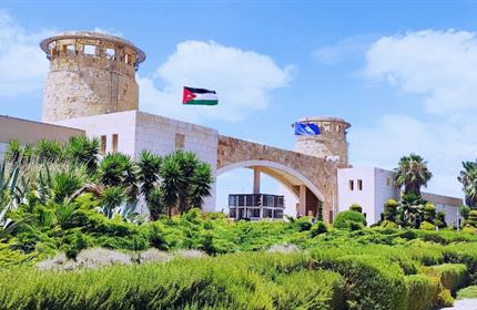 رئيس جامعة العلوم والتكنولوجيا يعلن عن افتتاح أول عيادة متخصصة للإقلاع عن التدخين