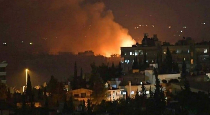 إعلام سوري: الاحتلال يستهدف مواقع عسكرية في ريف دمشق