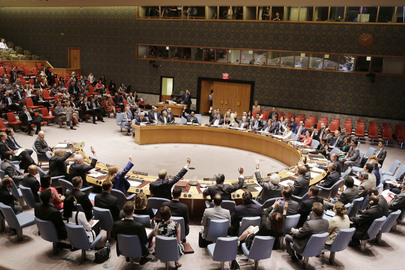 قانونيون وحقوقيون  : قرار مجلس الأمن ملزم لإسرائيل بوقف إطلاق النار في غزة