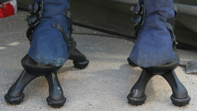روسيا.. ابتكار أحذية تؤمن الحماية ضد الألغام المضادة للمشاة