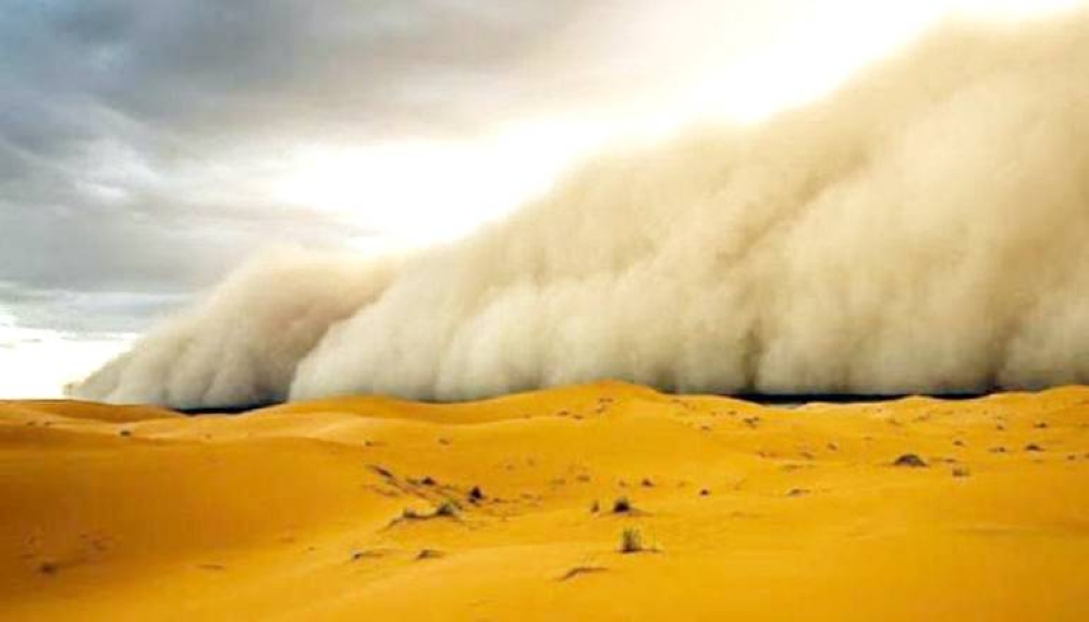 «القارة العجوز» في مرمى الغبار الصحراوي