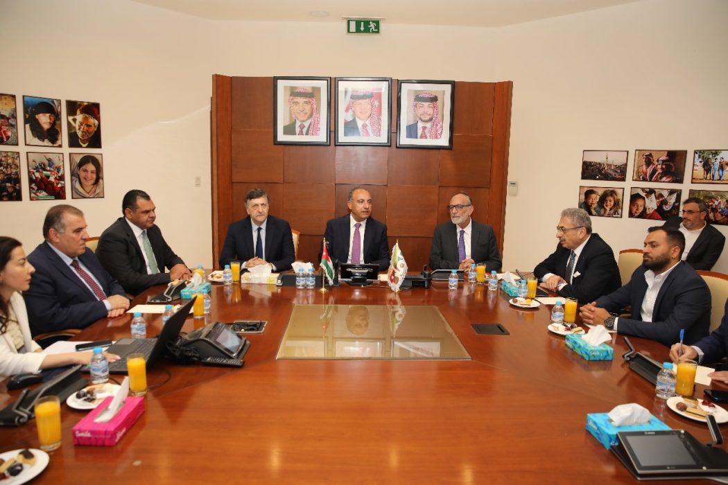 أمين عمان يلتقى رئيسي مجلسي مدينة حلب وبلدية بيروت