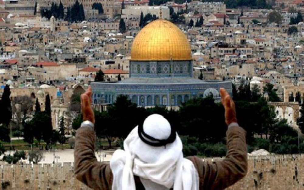 عين على القدس يناقش الظروف التي شهدها الأقصى خلال رمضان