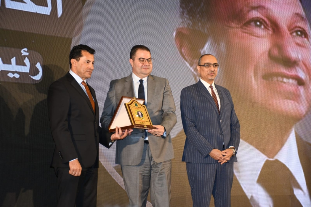 تكريم الفائزين بجوائز الثقافة الرياضية العربية على هامش المؤتمر الدولي للثقافة الرياضية بالقاهرة