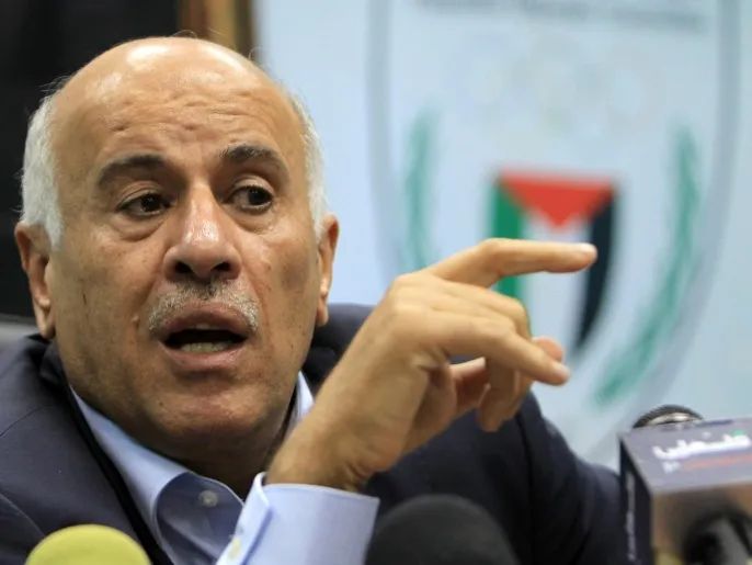 في بادرة هي الأولى .. الكيان الصهيوني يهدد رئيس الاتحاد الفلسطيني لكرة القدم بالحبس