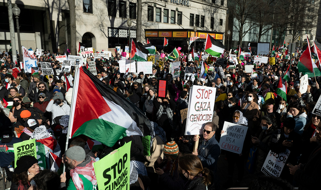 مظاهرات في بريطانيا تندد بالحرب الإسرائيلية  على غزة