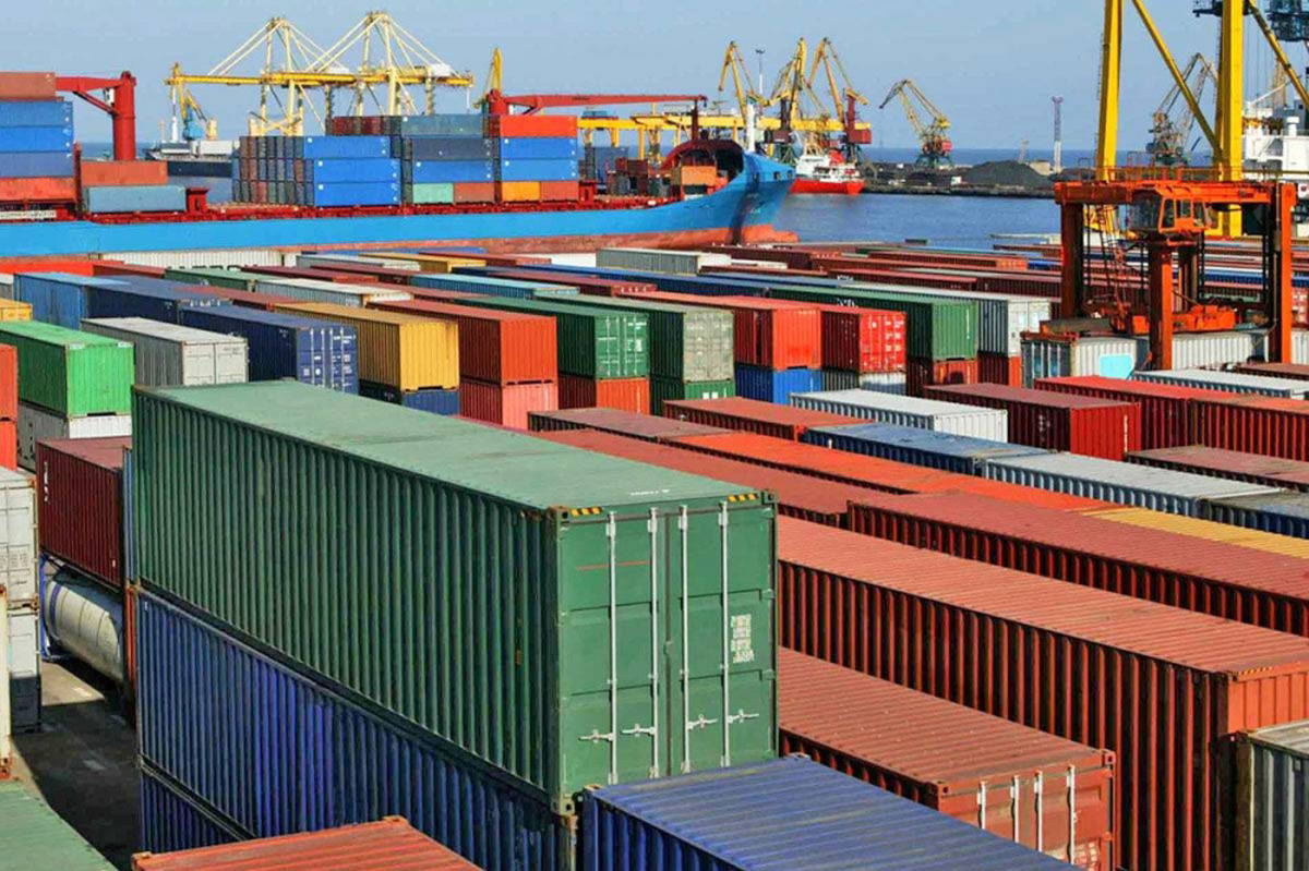 ارتفاع صادرات تجارة عمان بالثلث الأول