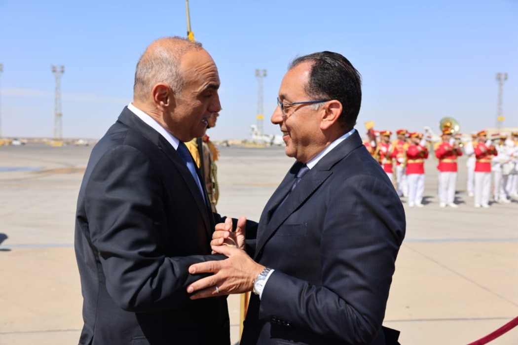 رئيس الوزراء يصل إلى القاهرة لترؤس الوفد الأردني في اجتماعات اللجنة العليا الأردنية  المصرية المشتركة