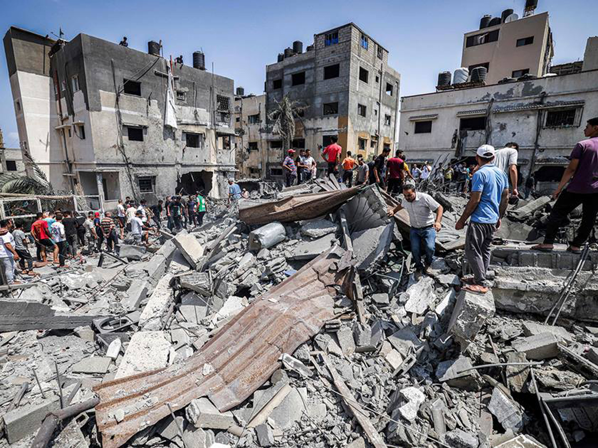 شهيد وجرحى جراء قصف الاحتلال عدة مناطق في قطاع غزة