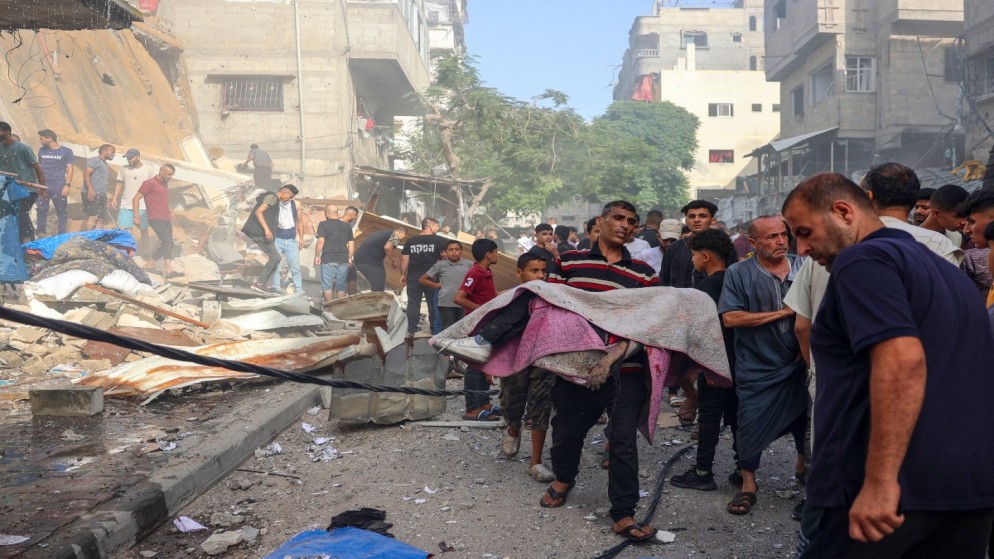 9 شهداء بينهم 6 أطفال بقصف للاحتلال إلاسرائيلي استهدف مخيم البريج وسط قطاع غزة