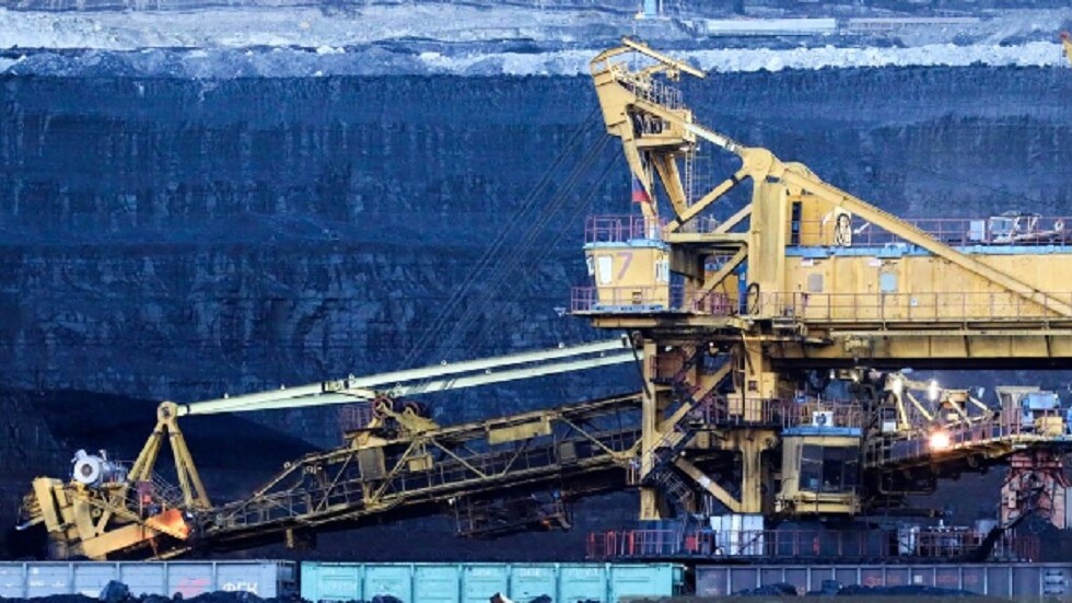 واردات الصين من الفحم الروسي تسجل أكثر من مليار دولار شهريا