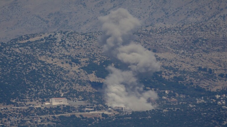 حزب الله يطلق صواريخ على شمال إسرائيل بعد مقتل لبناني بضربة إسرائيلية