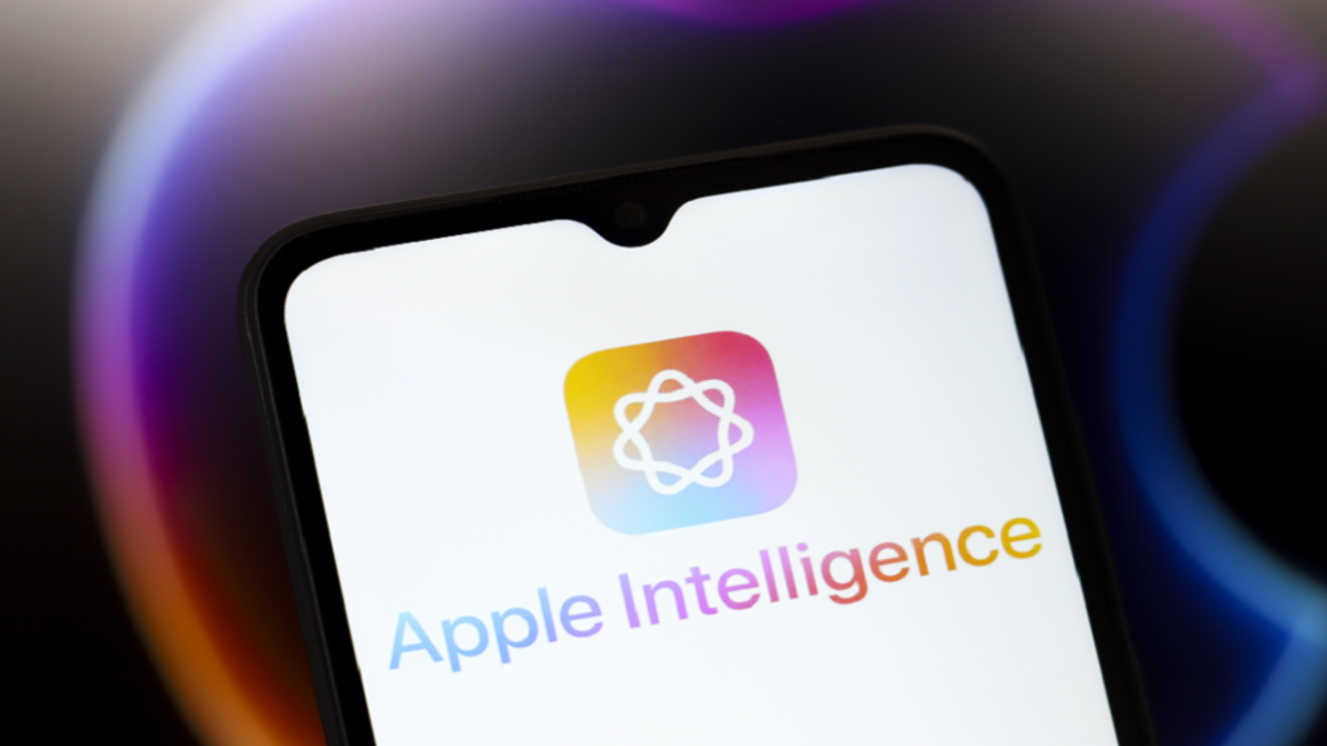 ميزة في iOS 18.3 تثير الجدل.. هل يشكل الذكاء الاصطناعي خطرا؟