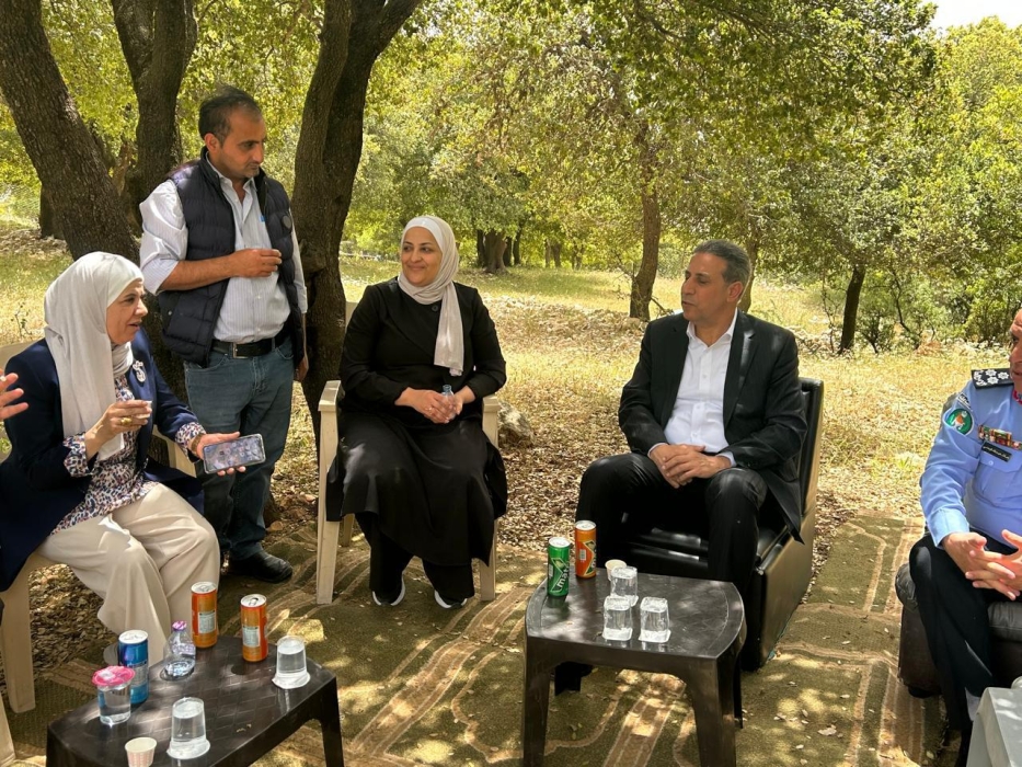 محافظ جرش يؤكد أهمية حماية الثروة الحرجية