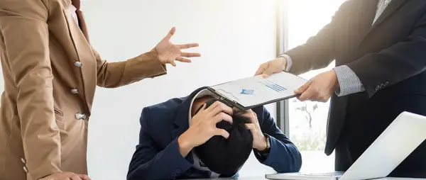 5 أمور تحوّل النقاش إلى جدال عقيم