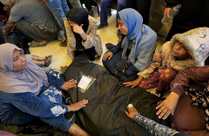 أكثر من 40 شهيد في غارات للاحتلال إلاسرائيلي على قطاع غزة منذ فجر اليوم