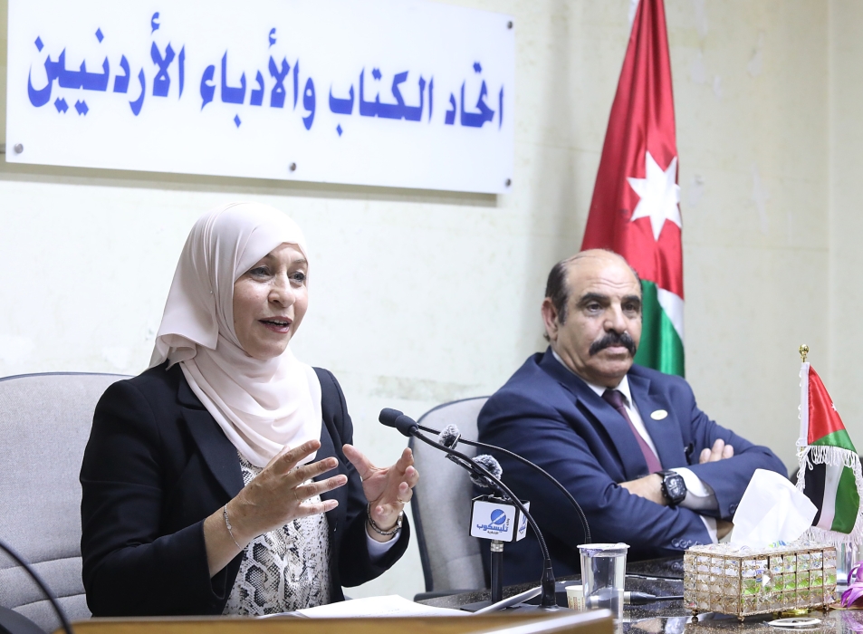 مدير عام وكالة الأنباء الأردنية تحاضر حول أهمية الثقافة والإعلام في اتحاد الكتاب الأردنيين