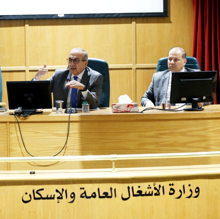 أبو السمن : الإلمام باختصاص الطرق يمنع تداخل الصلاحيات ويسهل تقديم الخدمة للمواطنين