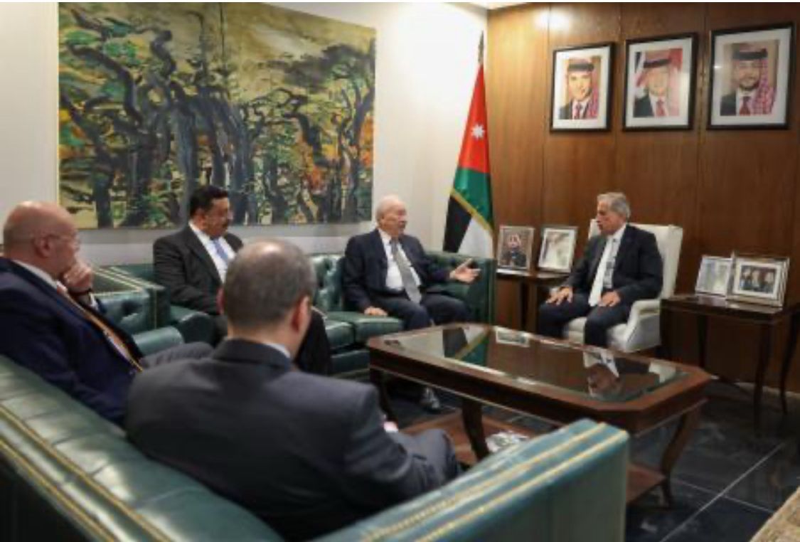 رئيس الوزراء يشيد بمبادرة شركة الكهرباء الأردنية (جيبكو) بتخصيص 5 بالمئة من أرباحها