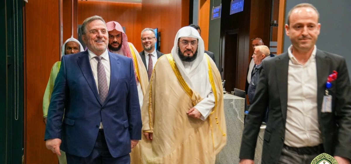 السديس : تعظيم دور أئمة الحرمبن في العالم محور إثرائي استراتيجي