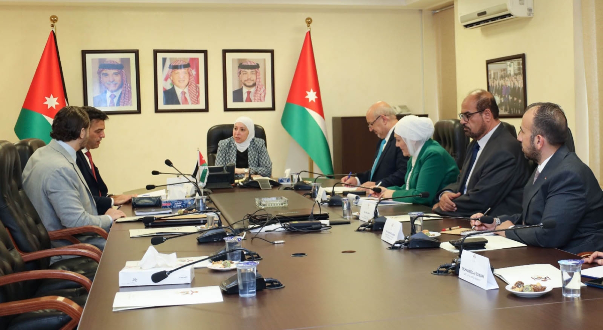 وزيرة النقل تبحث مع خبراء أوروبيين تطوير الاستراتيجية البحرية الأردنية