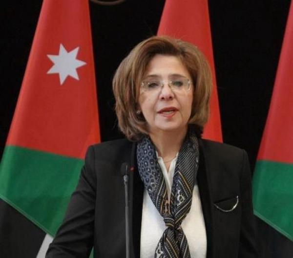 ياسرة عاصم غوشة : الزيارات الميدانية وتحسين الخدمة الحكومية