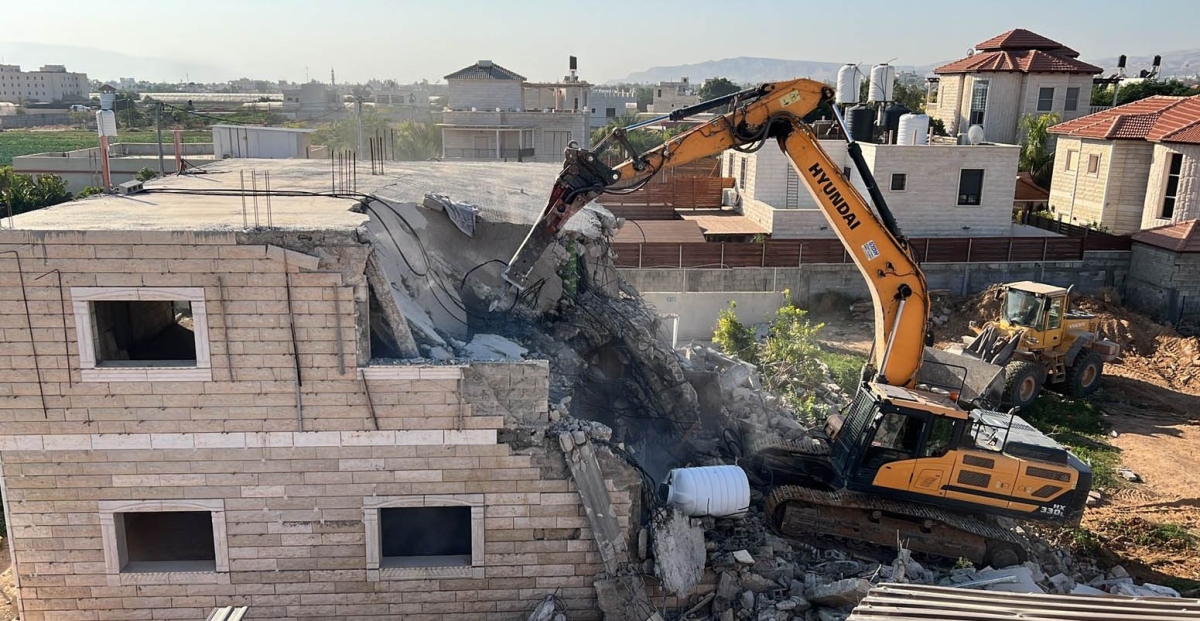 الاحتلال يهدم منزلين في بيت لحم ورام الله ويعتقل 11 مواطنا في الضفة الغربية