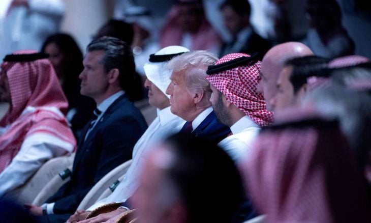 ترامب يعيد رسم تحالفاته في الشرق الأوسط: المال الخليجي يتقدم على الدعم التقليدي لإسرائيل