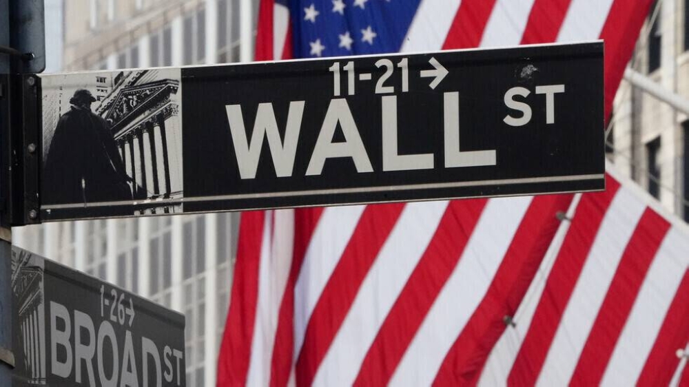 تجار «وول ستريت» يُقبِلون على «مشتقات» البورصة السعودية