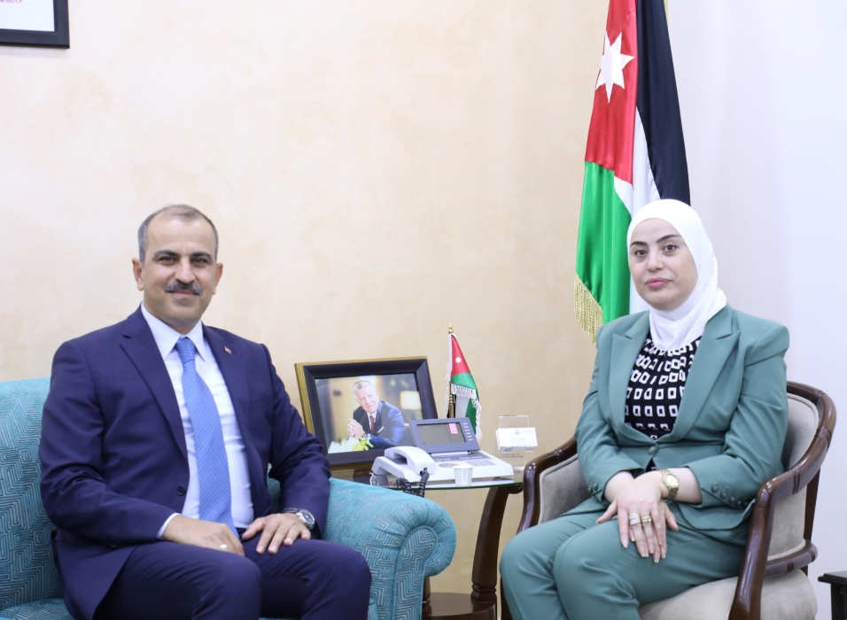 الأردن وتركيا يبحثان التعاون في المجالات الاجتماعية
