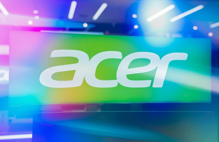 Acer تعلن عن أقوى منافسي حواسب ماك بوك