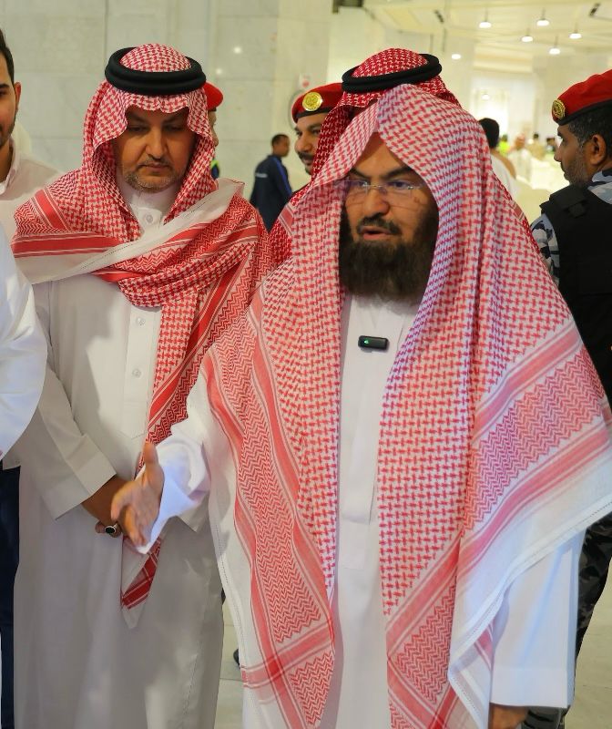 السديس : روبوت منارة أيقونة الذكاء الاصطناعي لتعظيم التجربة الذكية لضيوف الرحمن وايصال رسالة الحج الوسطية للعالم