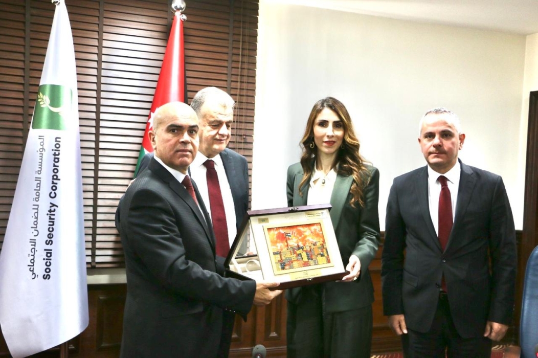 مؤسسة الضمان تستقبل وفداً فلسطينياً