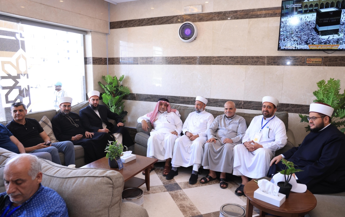 وزير الأوقاف يلتقي ممثلي بعثة دائرة الإفتاء في المدينة المنورة