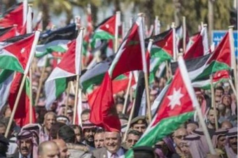 حسن صفيره يكتب : ما بين كذبة الإخوان المسلمين و قصور اليساريين .. الدولة تستعيد الشارع بعيد الاستقلال ويلتف حولها الملايين