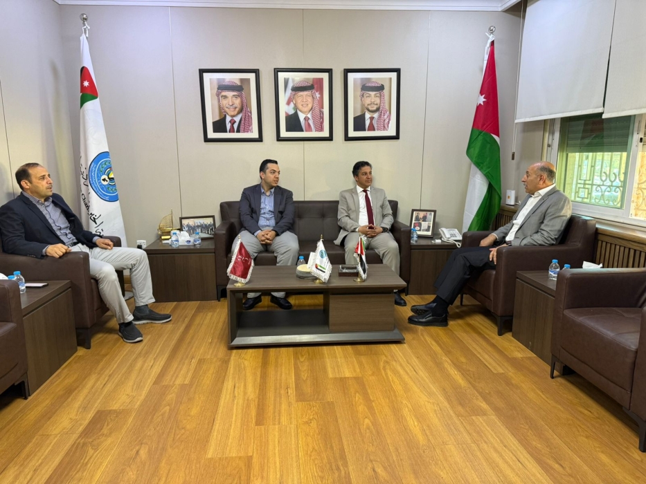 (أطباء من أجل القدس) تلتقي الهيئة الخيرية الهاشمية لتعزيز العمل الإغاثي مشاركة