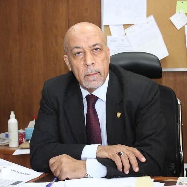 د. الطراونة يهنئ الطراونة