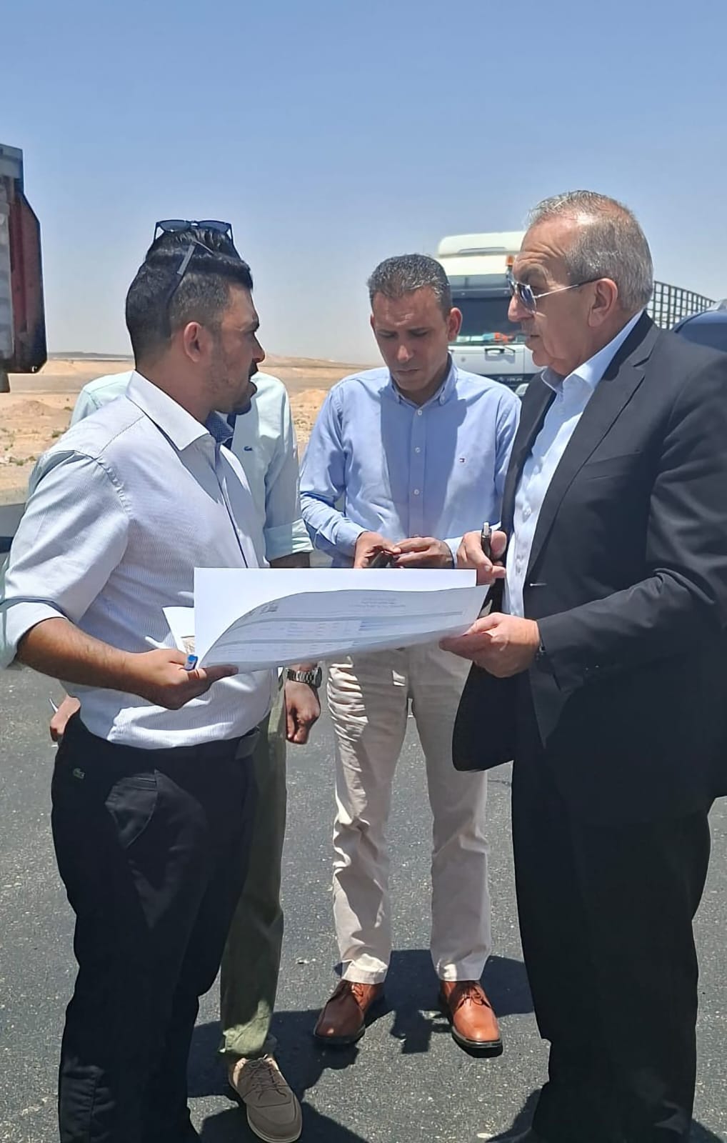 وزير الأشغال يتفقد مشاريع طرق استراتيجية في معان والعقبة ويوجه بتسريع وتيرة الإنجاز