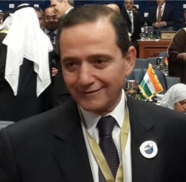 السفير محمد الكايد : منع الزيارة .. الاقوال والافعال