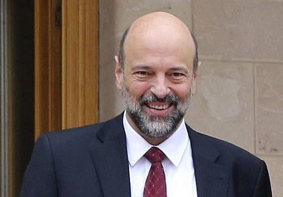 محمد علي الزعبي يكتب : عمر الرزاز... حاكمية العقل وسط عواصف الاستثناء