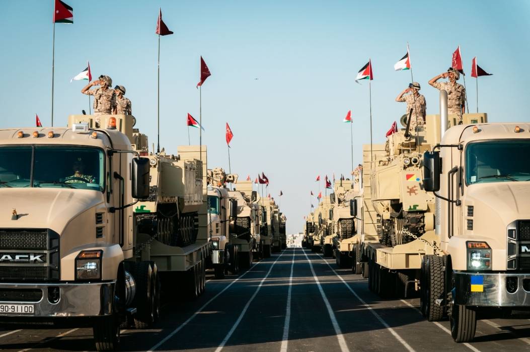 الجيش والثورة صنوان لا يفترقان جيش مقدام وقادة هاشميون هُمام