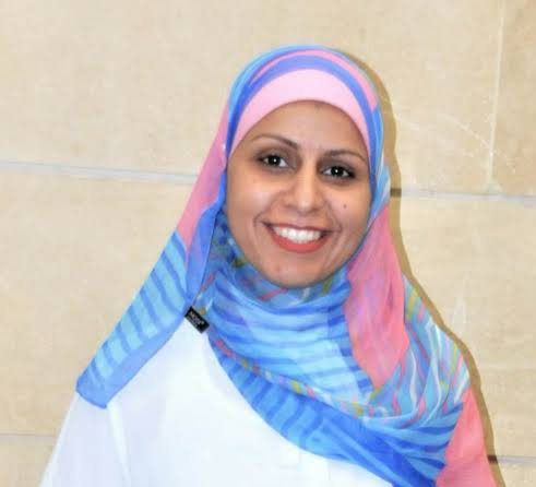 أمل محمد أمين تكتب : كيف نحمي أطفالنا من الذكاء الاصطناعي؟