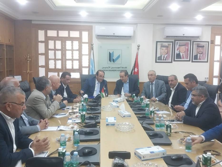 المقاولين و المهندسين تبحثان التعاون