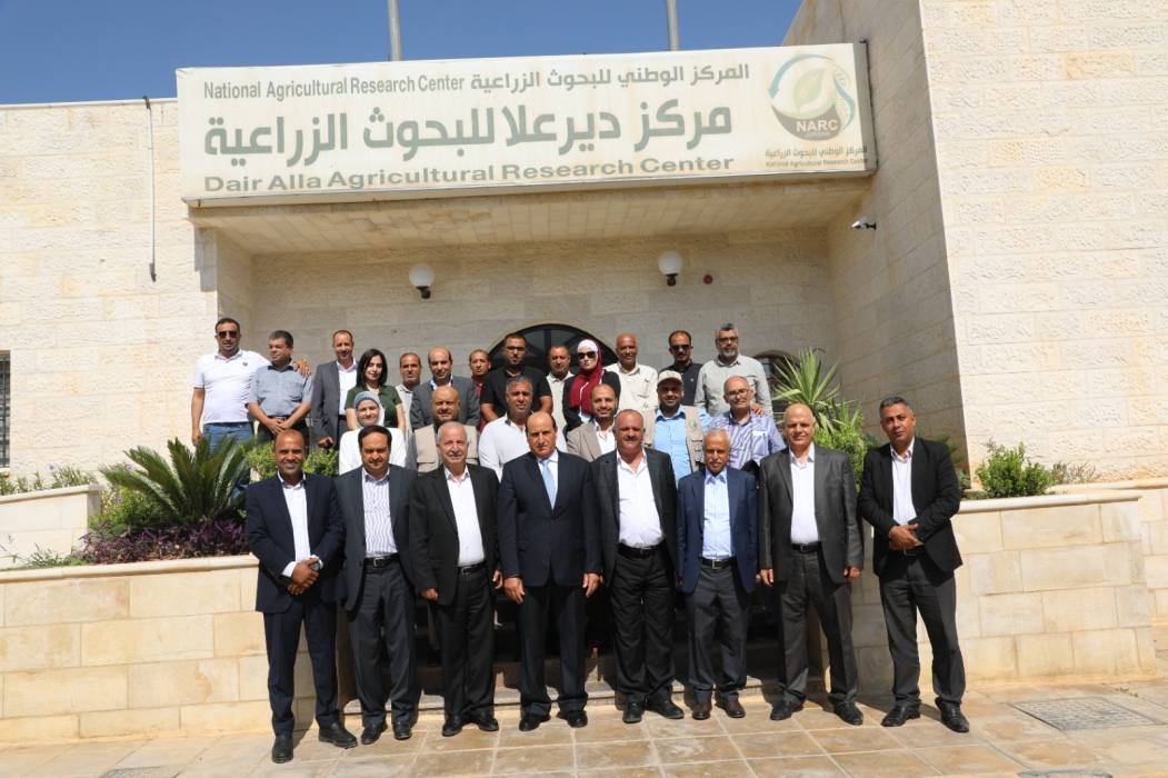 البحوث الزراعية يبتكر حلولاً بحثية لتحويل النفايات إلى بروتين حيواني ومكافحة سوسة النخيل