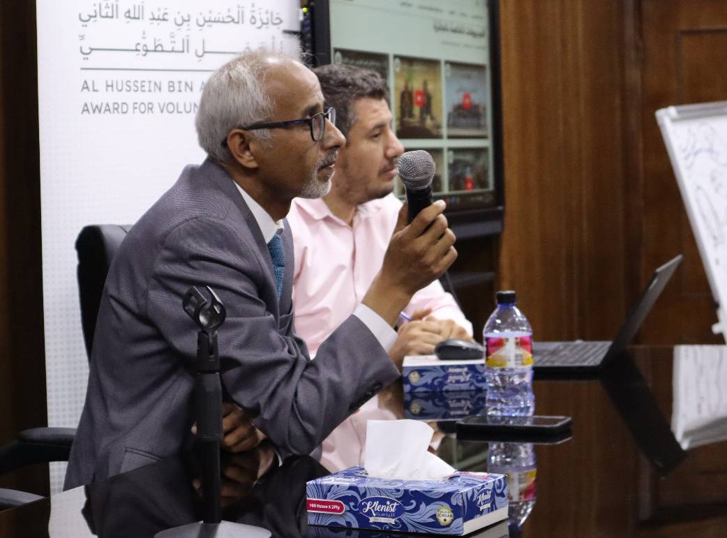 جلسة تدريبية حول جائزة الحسين بن عبدالله الثاني للعمل التطوعي