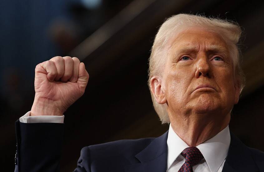 البيت الأبيض: رئيس وزراء كندا رضخ لترامب