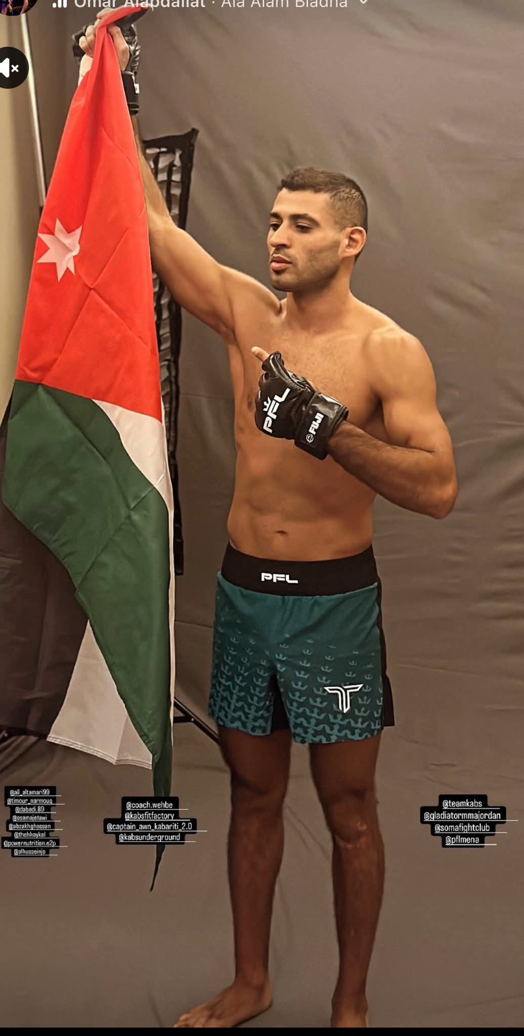 أبزاخ يلتقي لاعبا سويديا في البطولة العالمية لرابطة المقاتلين المحترفين