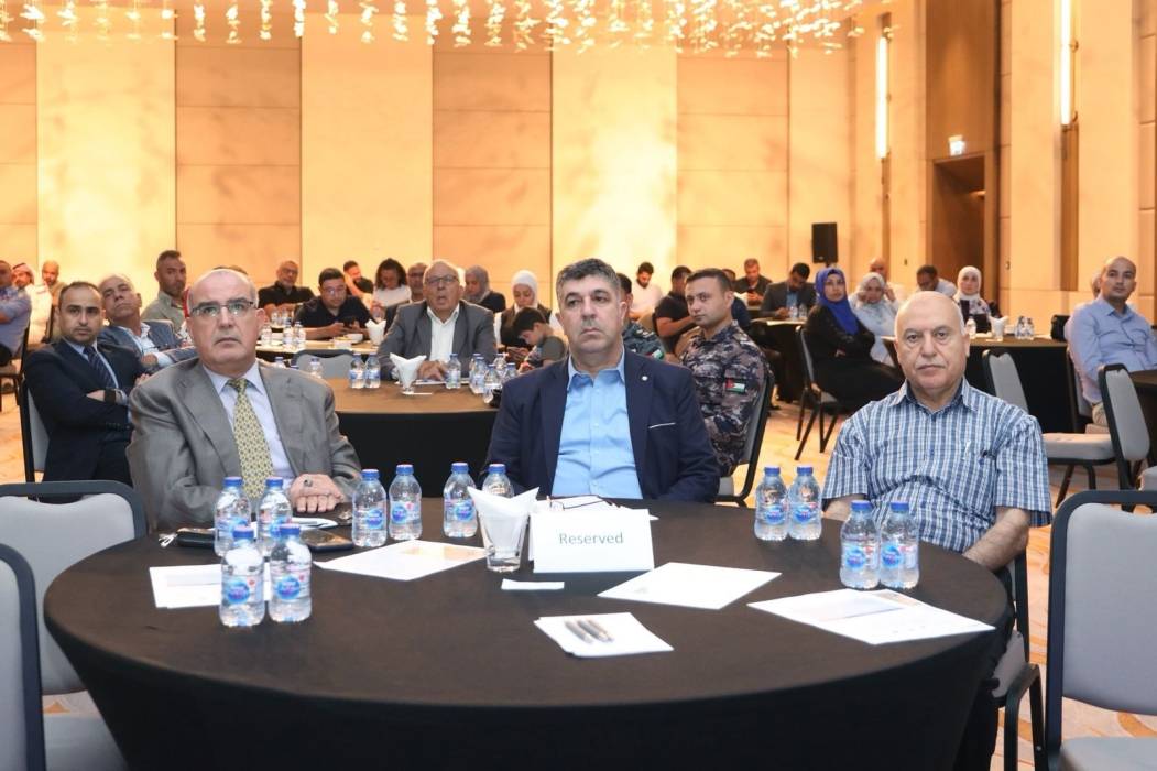 حلقة تشاورية لمناقشة دراسة الأثر البيئي لناقل الديسي العقبة 