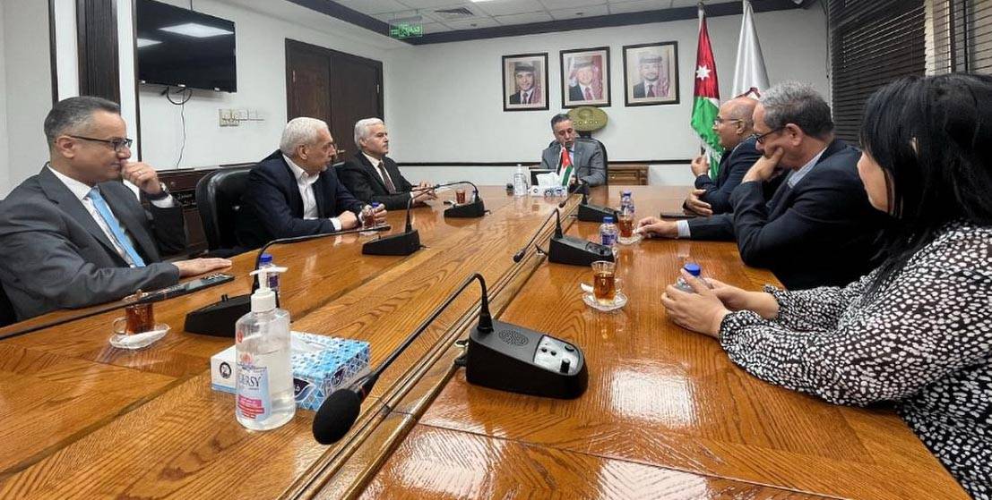 مجلس نقابة الصحفيين يلتقي وزير الصناعة والتجارة