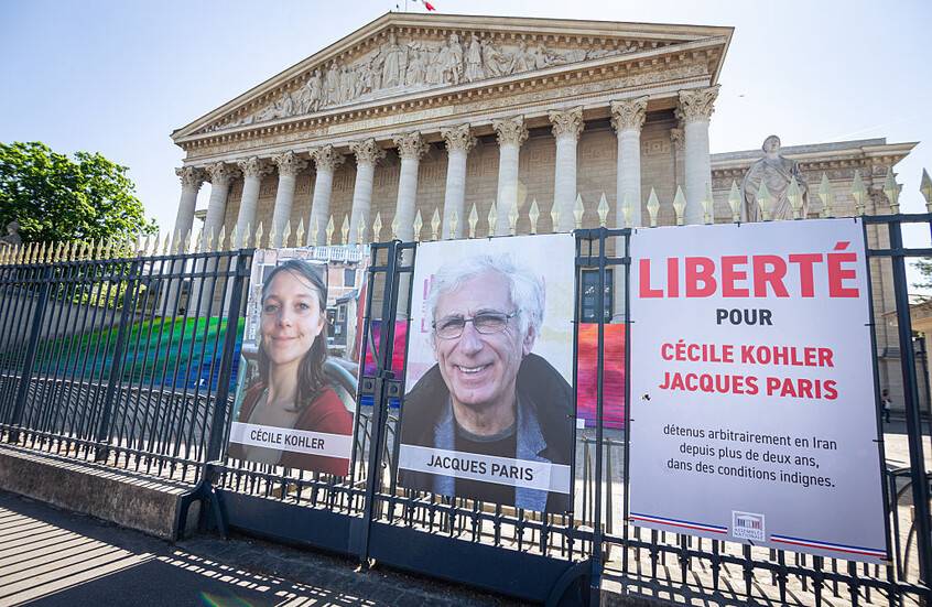 باريس تدين استمرار اعتقال فرنسيين في إيران بتهم ملفقة